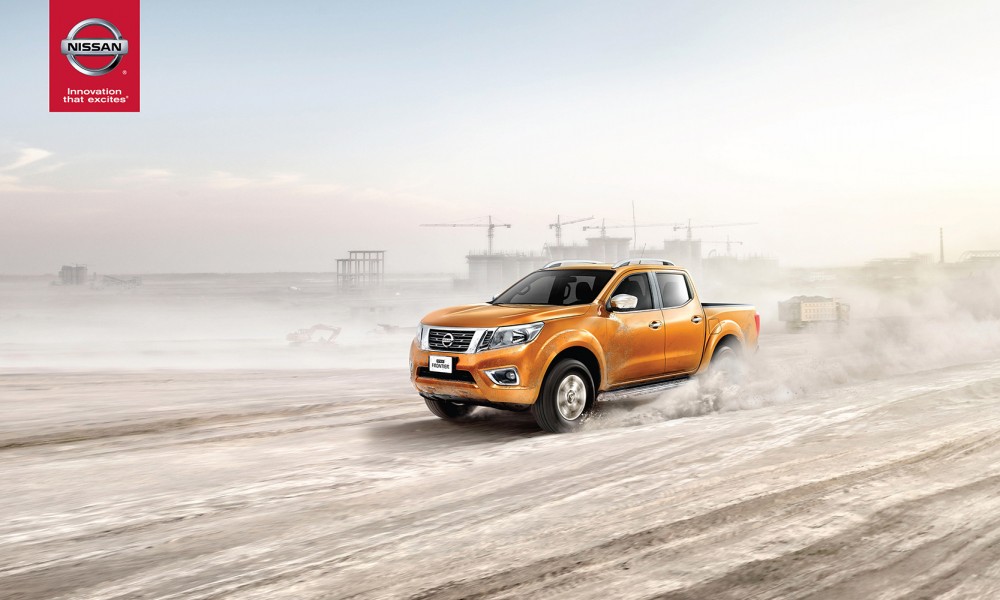 Nissan Frontier Campaña Blanca image