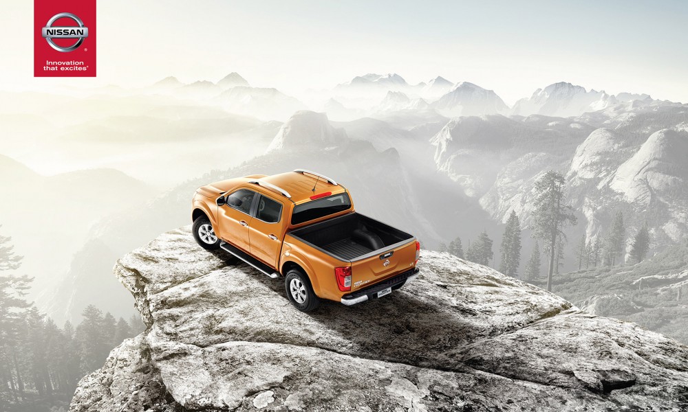 Nissan Frontier Campaña Blanca image