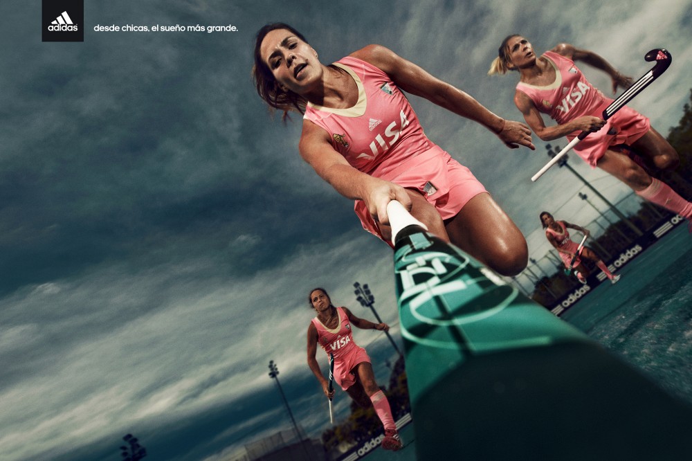 Adidas Leonas Grupo image