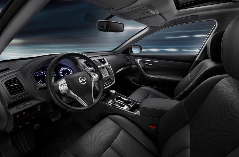Nissan Altima detalles image