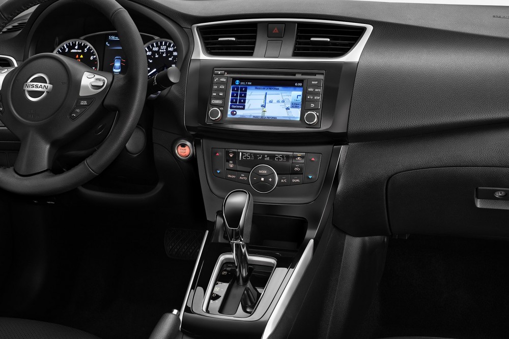 Nissan Altima detalles image