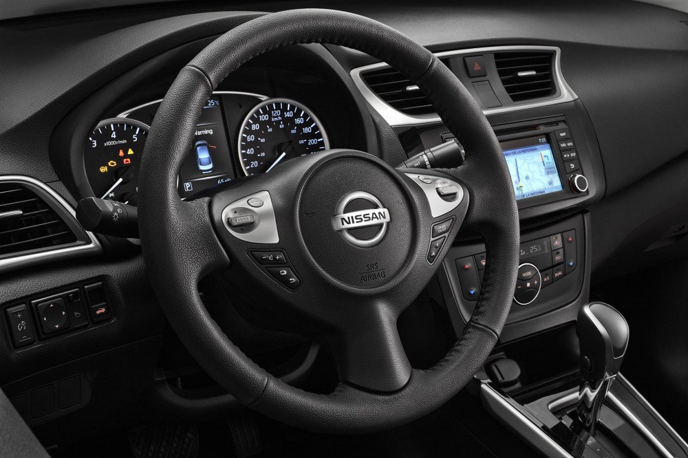 Nissan Altima detalles image