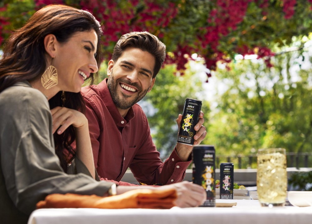 XODA lifestyle 2 image